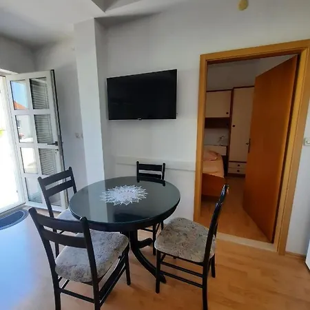 Apartment Anita *