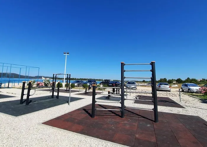 Anita * Brodarica (Sibenik-Knin)